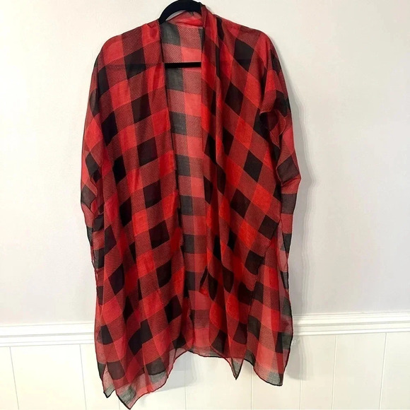 Women's Short Sleeve Red & Black Buffalo Plaid Lightweight Cardigan One Size GUC - Picture 2 of 7